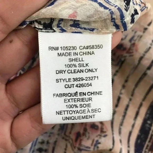 Joie Aceline 100% Silk Geo Bohemian Pattern Relaxed Fit Blouse SZ XS Boehemian - Picture 8 of 10